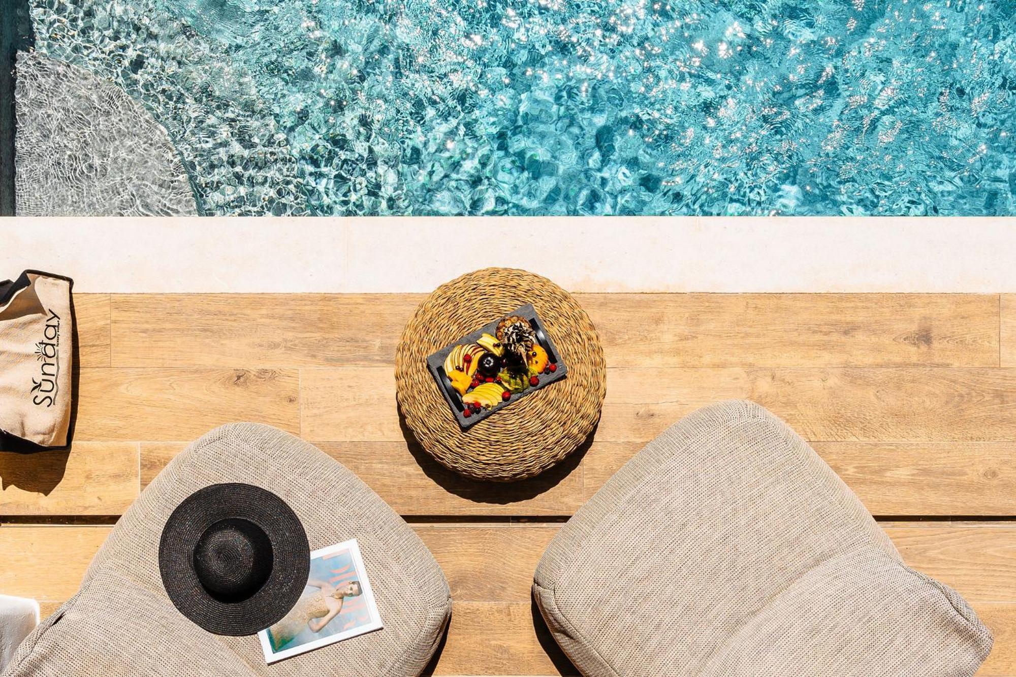 Sunday Luxury Suites Agia Anna  Exteriér fotografie