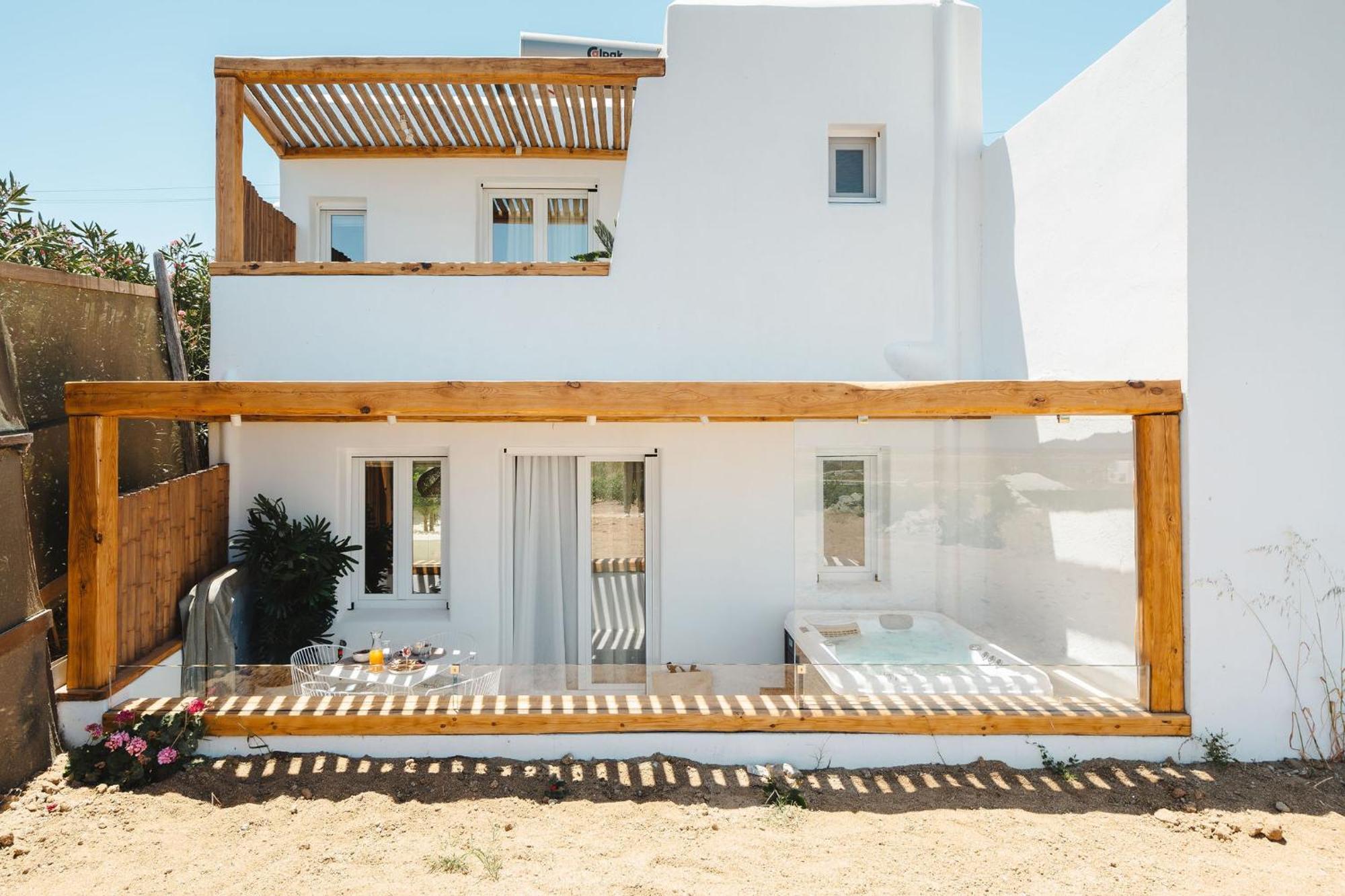 Sunday Luxury Suites Agia Anna  Exteriér fotografie