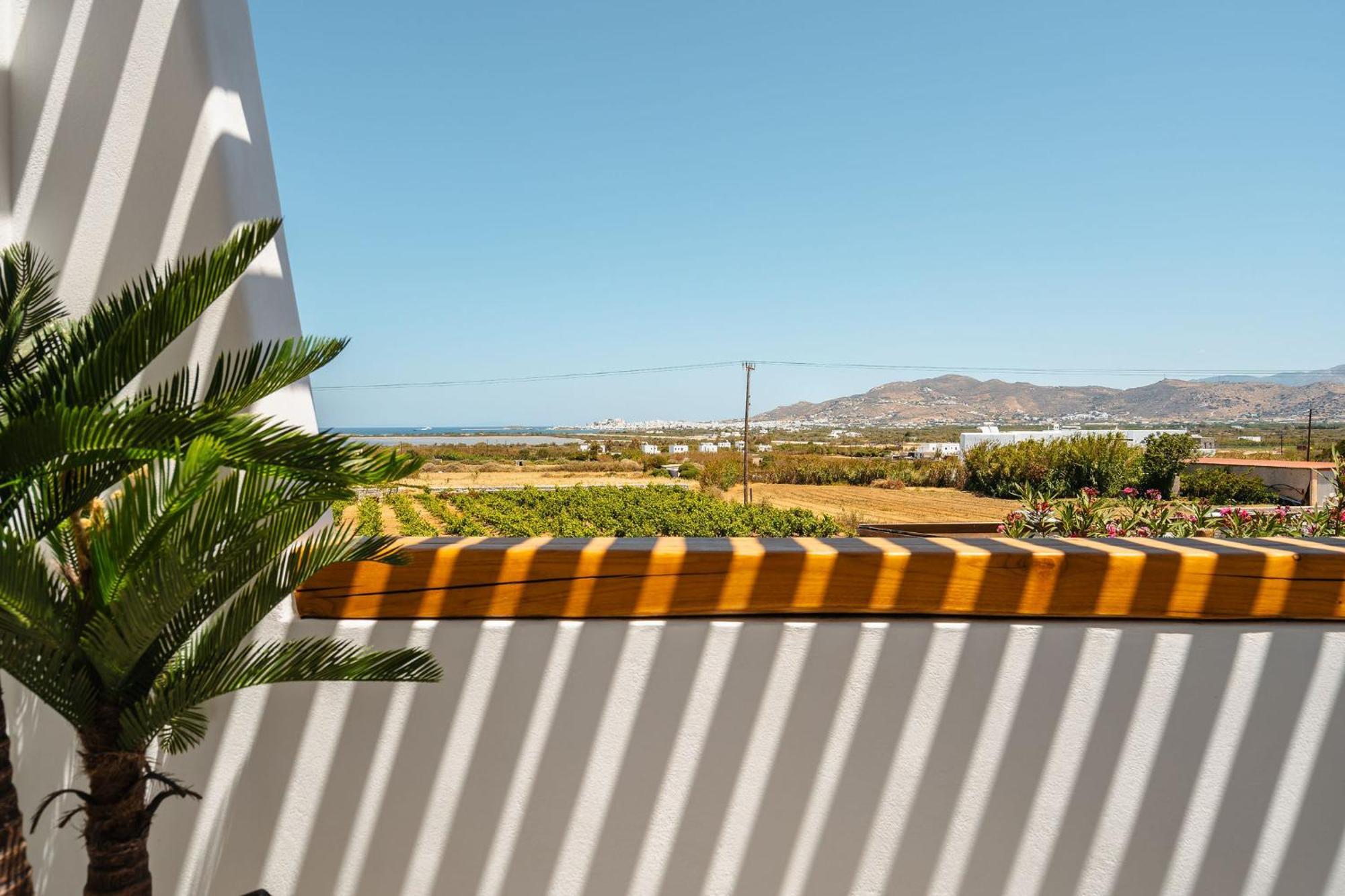 Sunday Luxury Suites Agia Anna  Exteriér fotografie