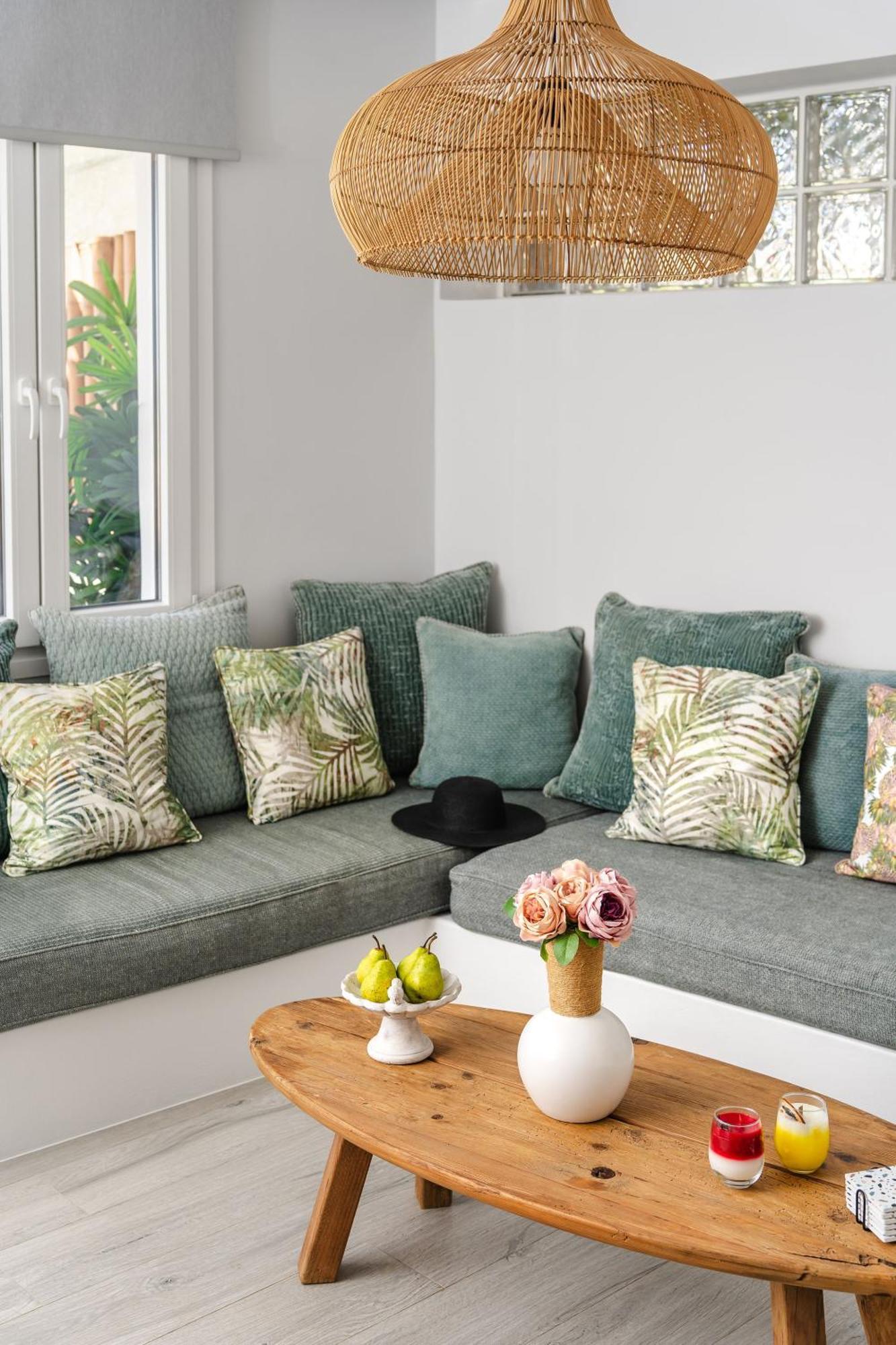 Sunday Luxury Suites Agia Anna  Exteriér fotografie